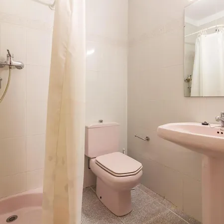 Bellamar B - A Primera Linea De Mar En Llanca. - Es-228-20 Vakantiehuis *